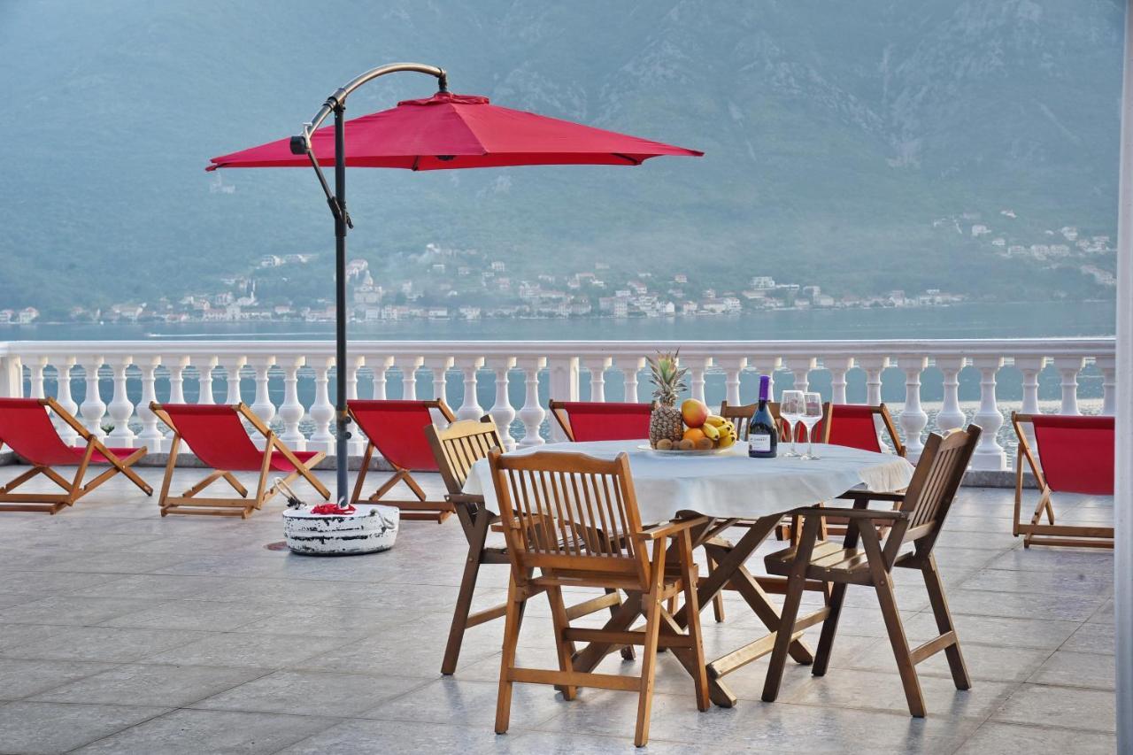 Apartments Sea Star Kotor Eksteriør billede